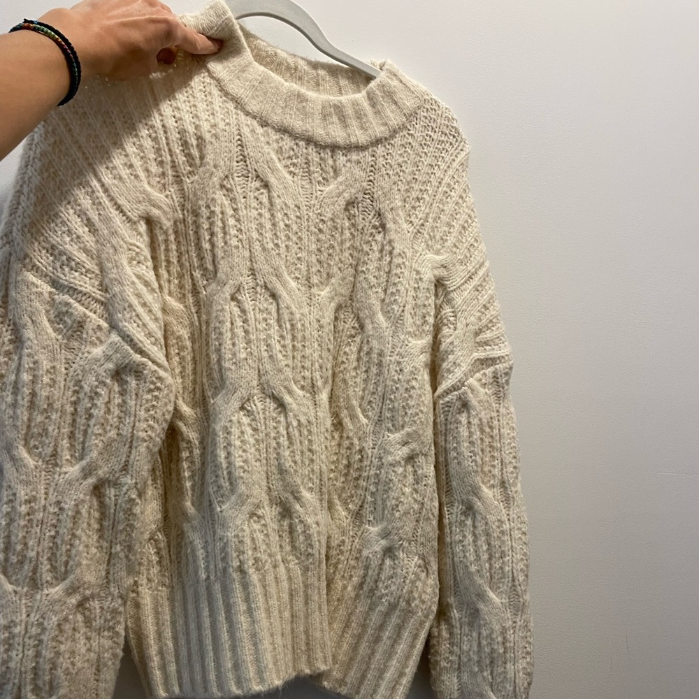 Urban sweater